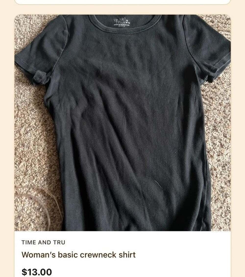 Time and Tru Crewneck